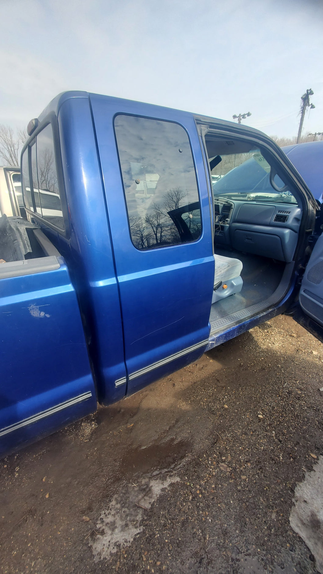 99-07 Ford F250 F350 Extended Cab Left Rear Door