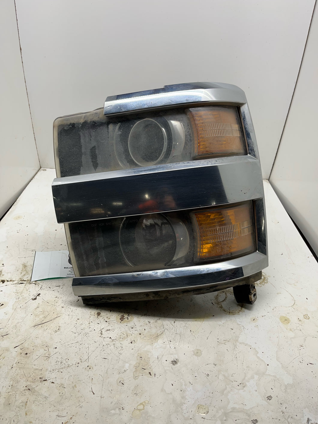 Headlight Left GM 2500/3500 2015-2019 Silverado